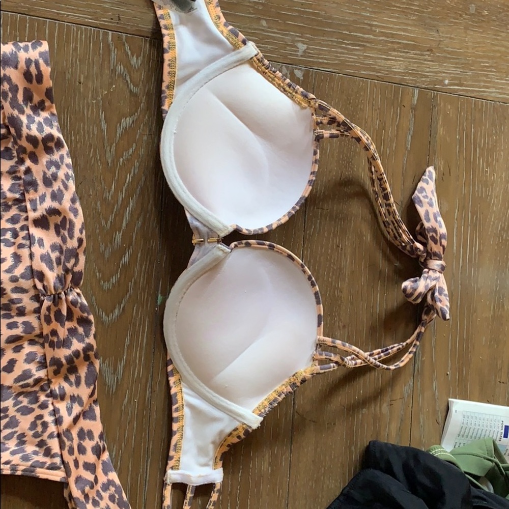 Victoria bombshell bikini - Picture 3 of 3